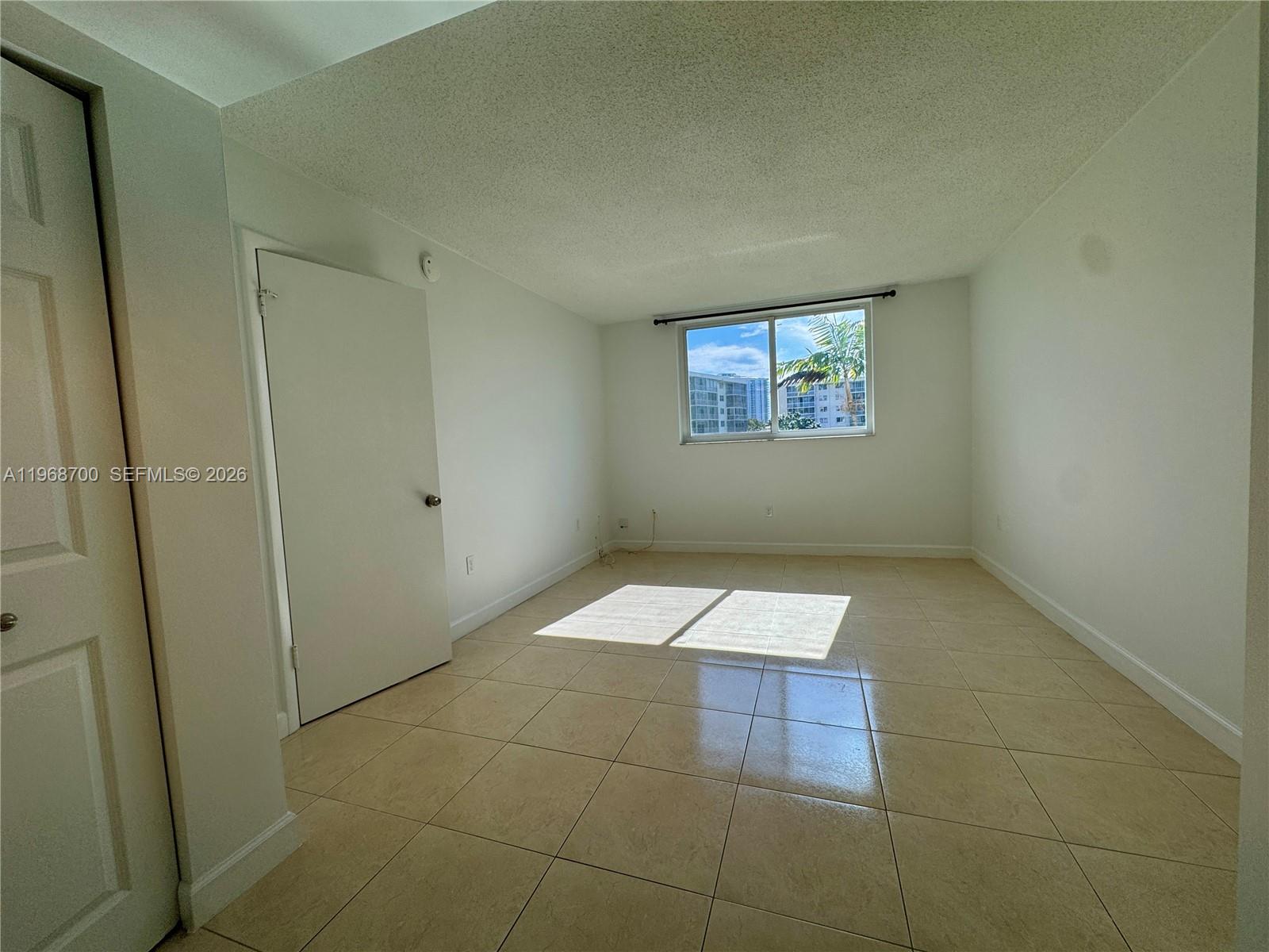 POINT EAST SEC II CONDO - Residential