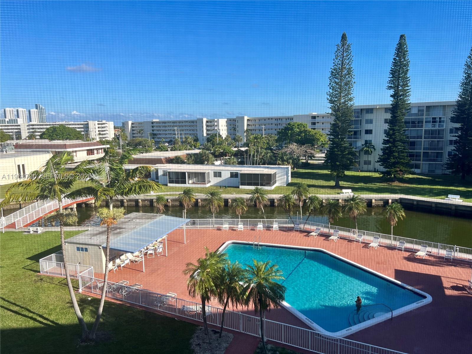 POINT EAST SEC II CONDO - Residential