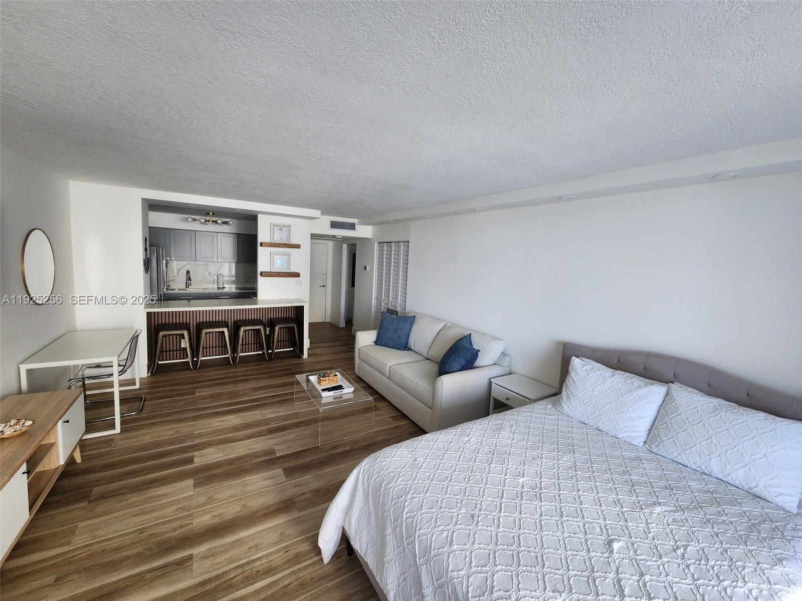PARKER DORADO CONDO - Residential