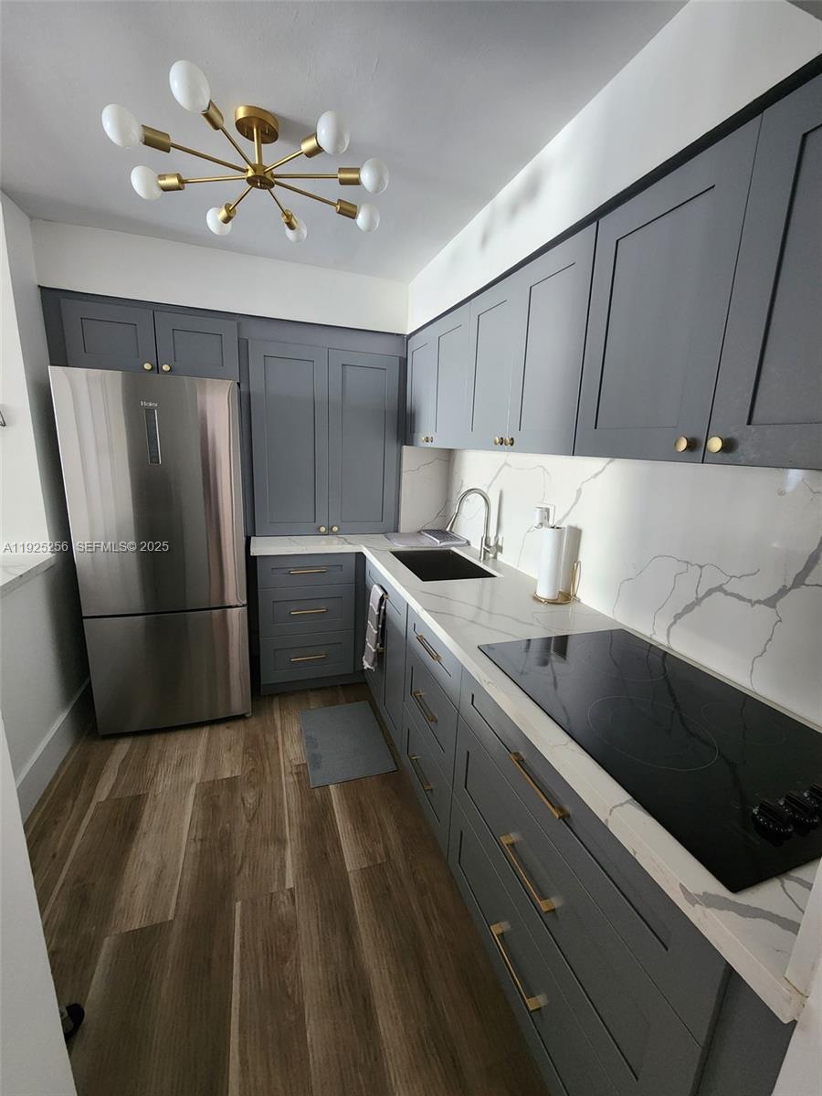 PARKER DORADO CONDO - Residential