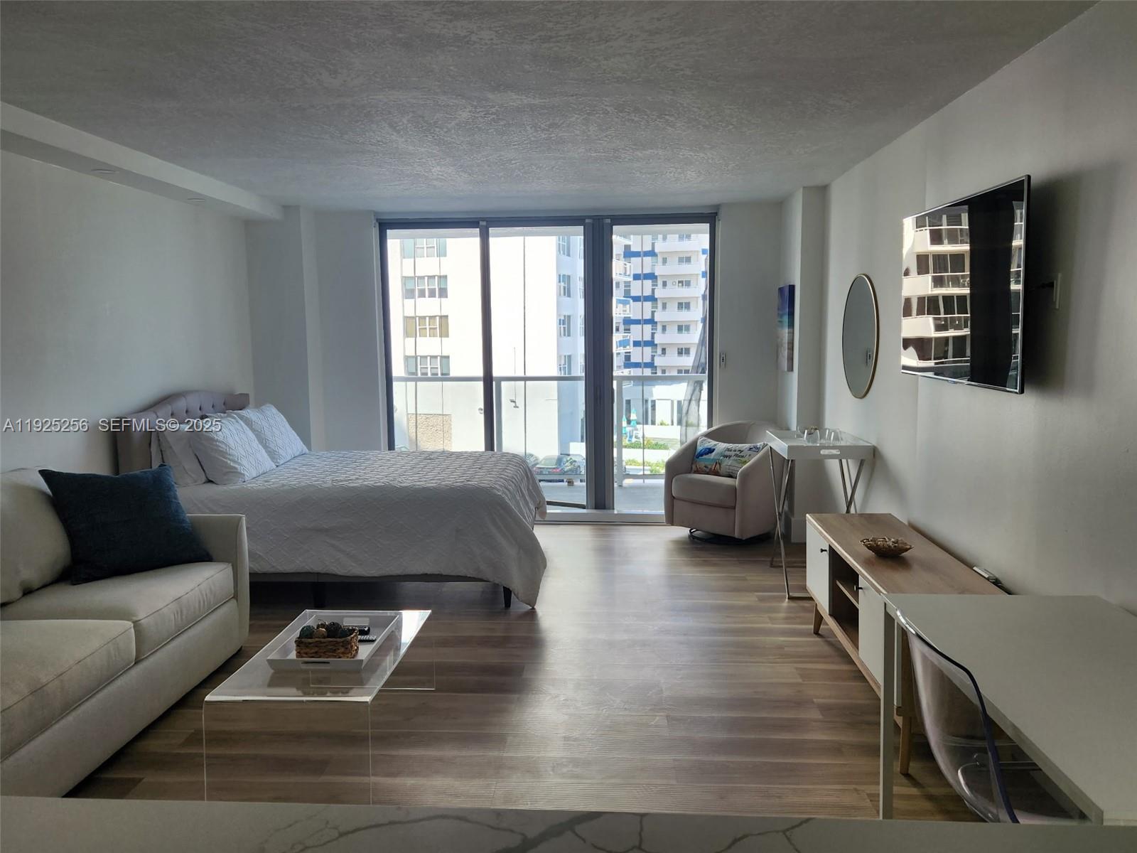 PARKER DORADO CONDO - Residential