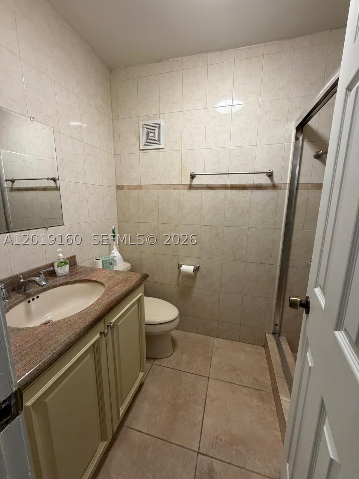 COUNTRY LAKE MANORS TOWNH - Residential