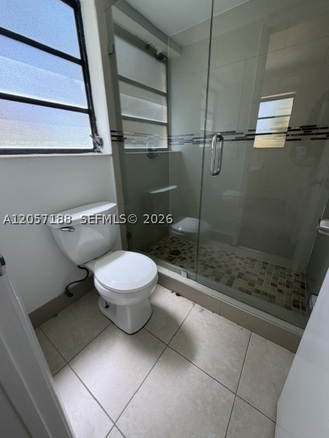 KENLAND WALK CONDO IV - Residential Lease
