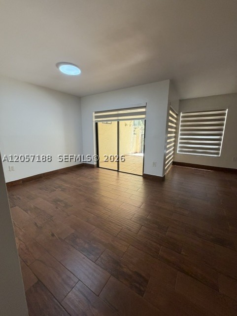 KENLAND WALK CONDO IV - Residential Lease