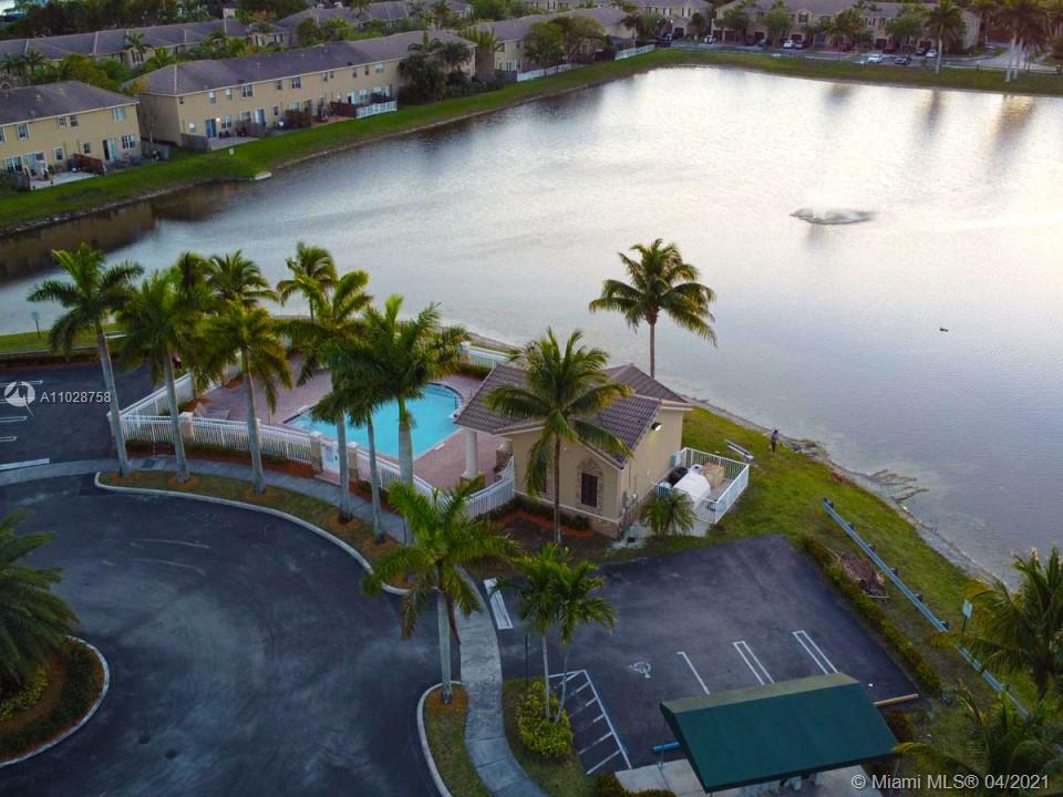 EMERALD ISLES - Residential