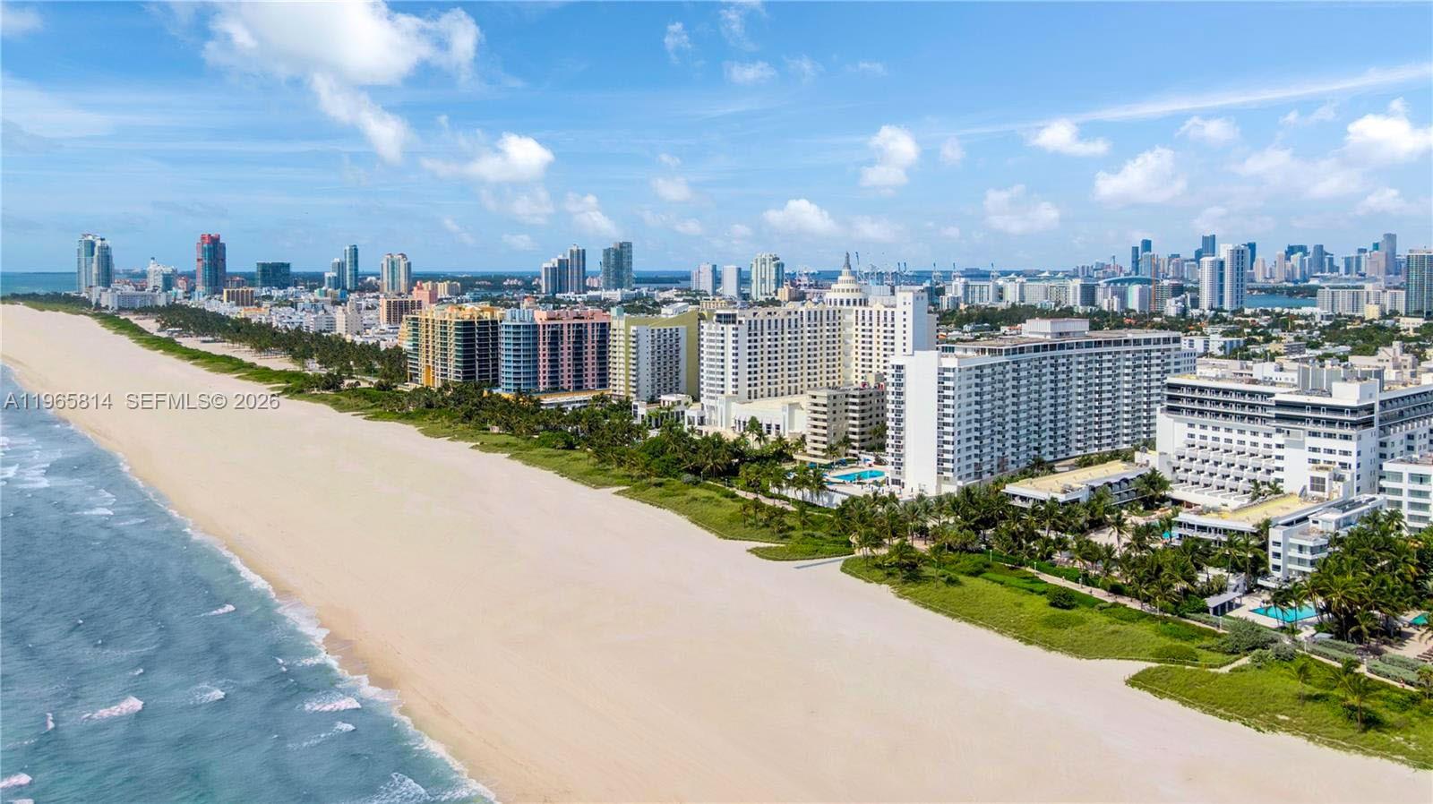 THE DECOPLAGE CONDO - Residential
