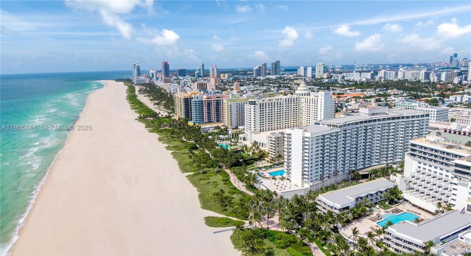 THE DECOPLAGE CONDO - Residential