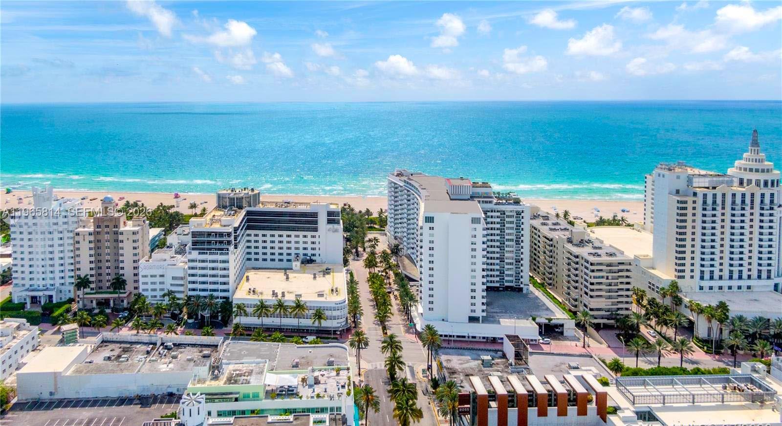 THE DECOPLAGE CONDO - Residential