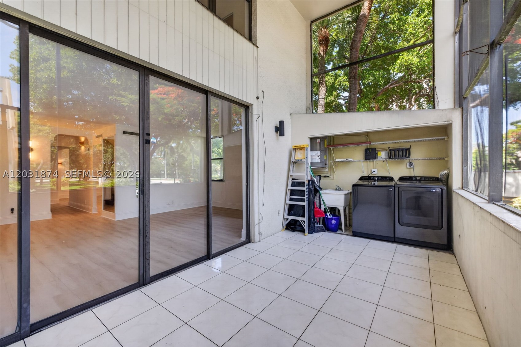 VILLA DORADA CONDO - Residential