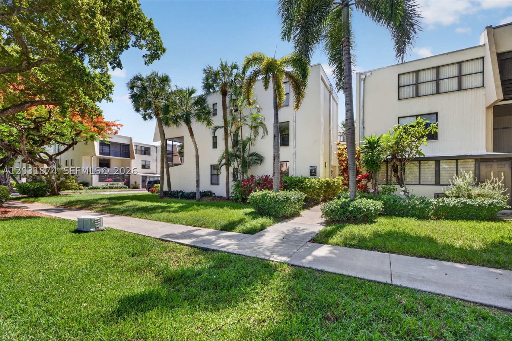 VILLA DORADA CONDO - Residential