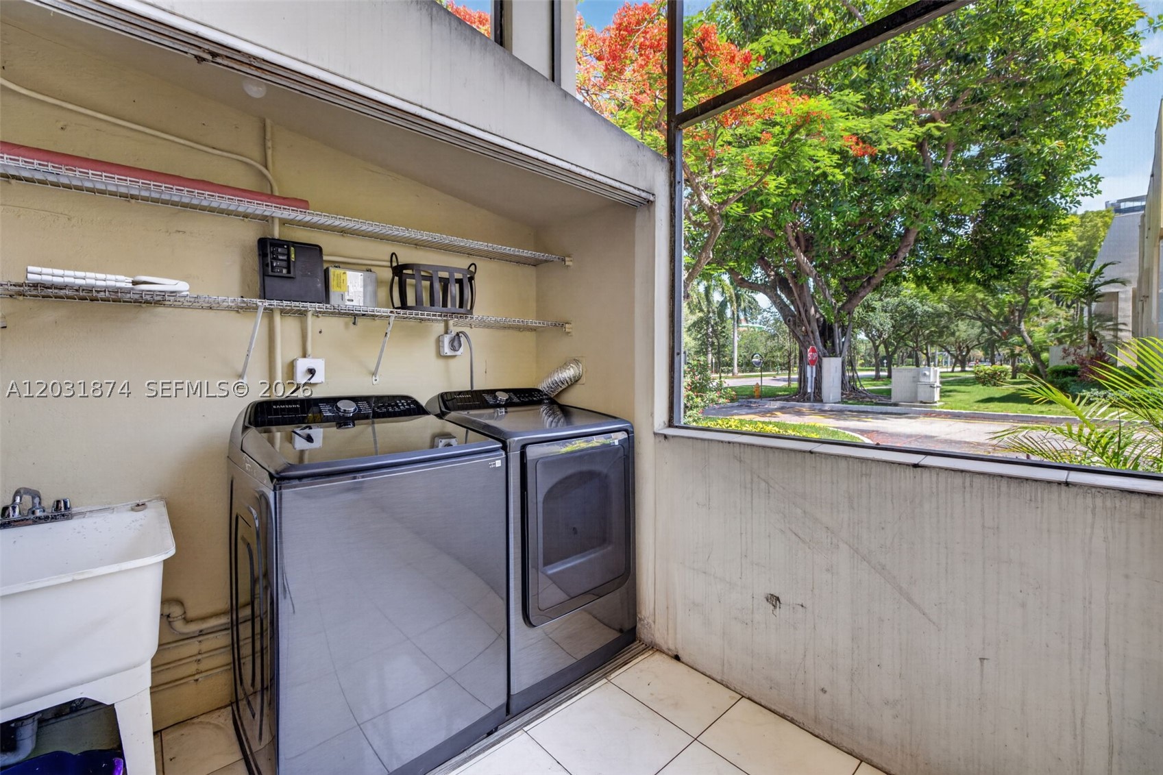 VILLA DORADA CONDO - Residential