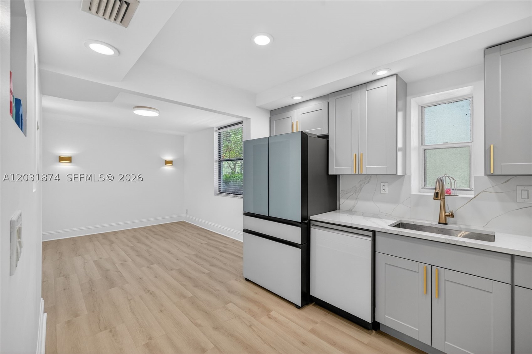 VILLA DORADA CONDO - Residential