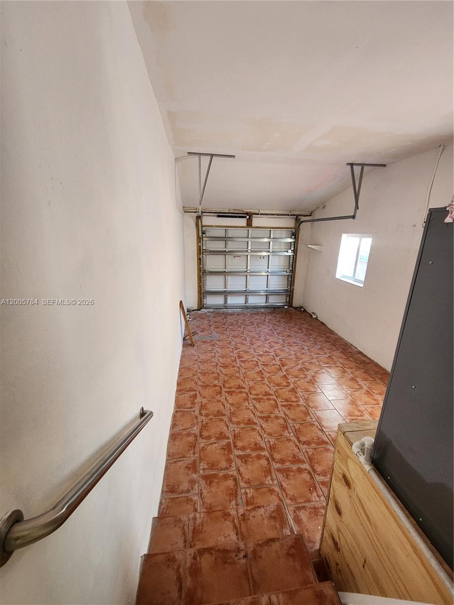 IRONS MANOR 2ND ADDN - Residential