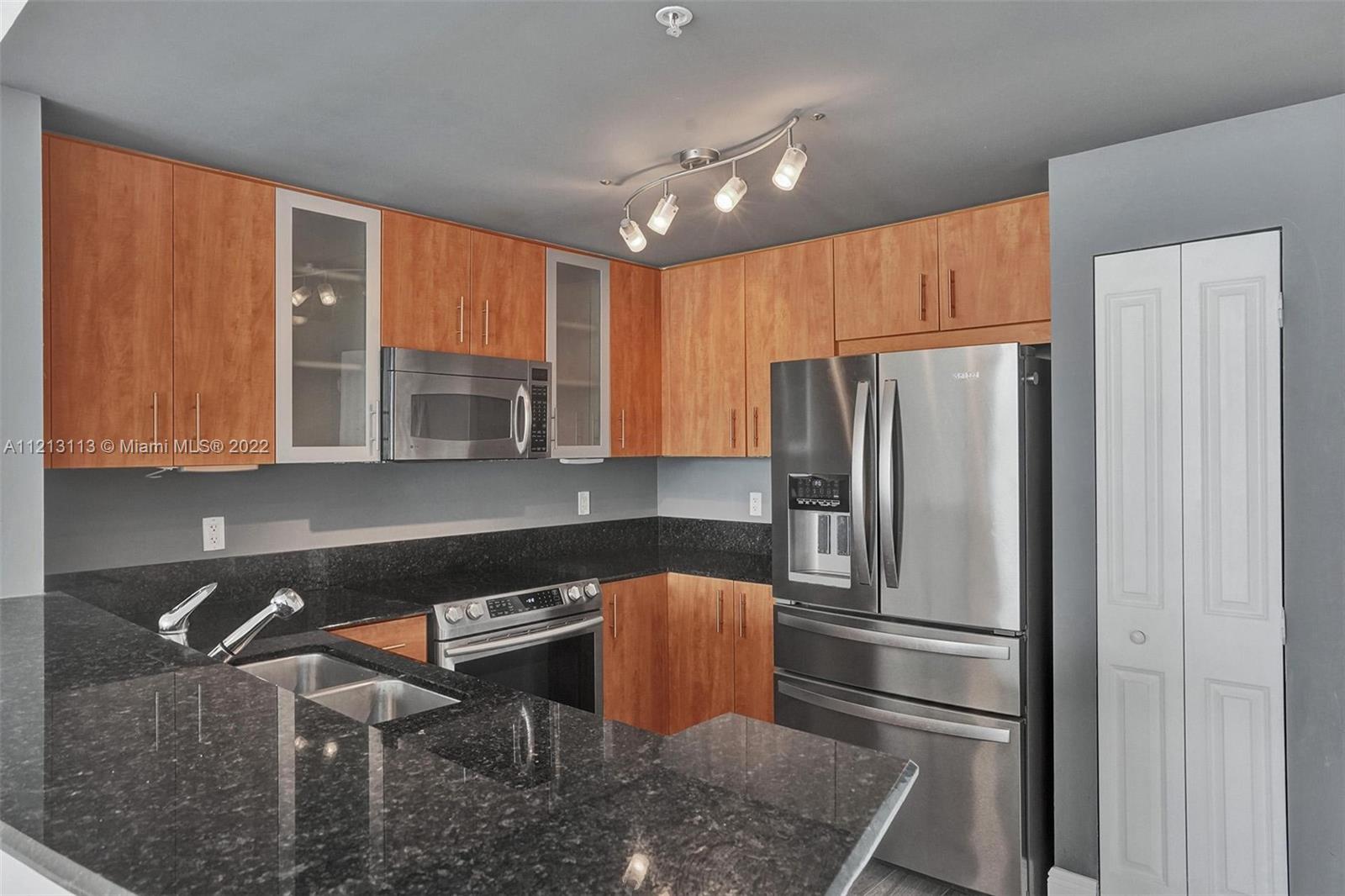 360 CONDO C - Residential