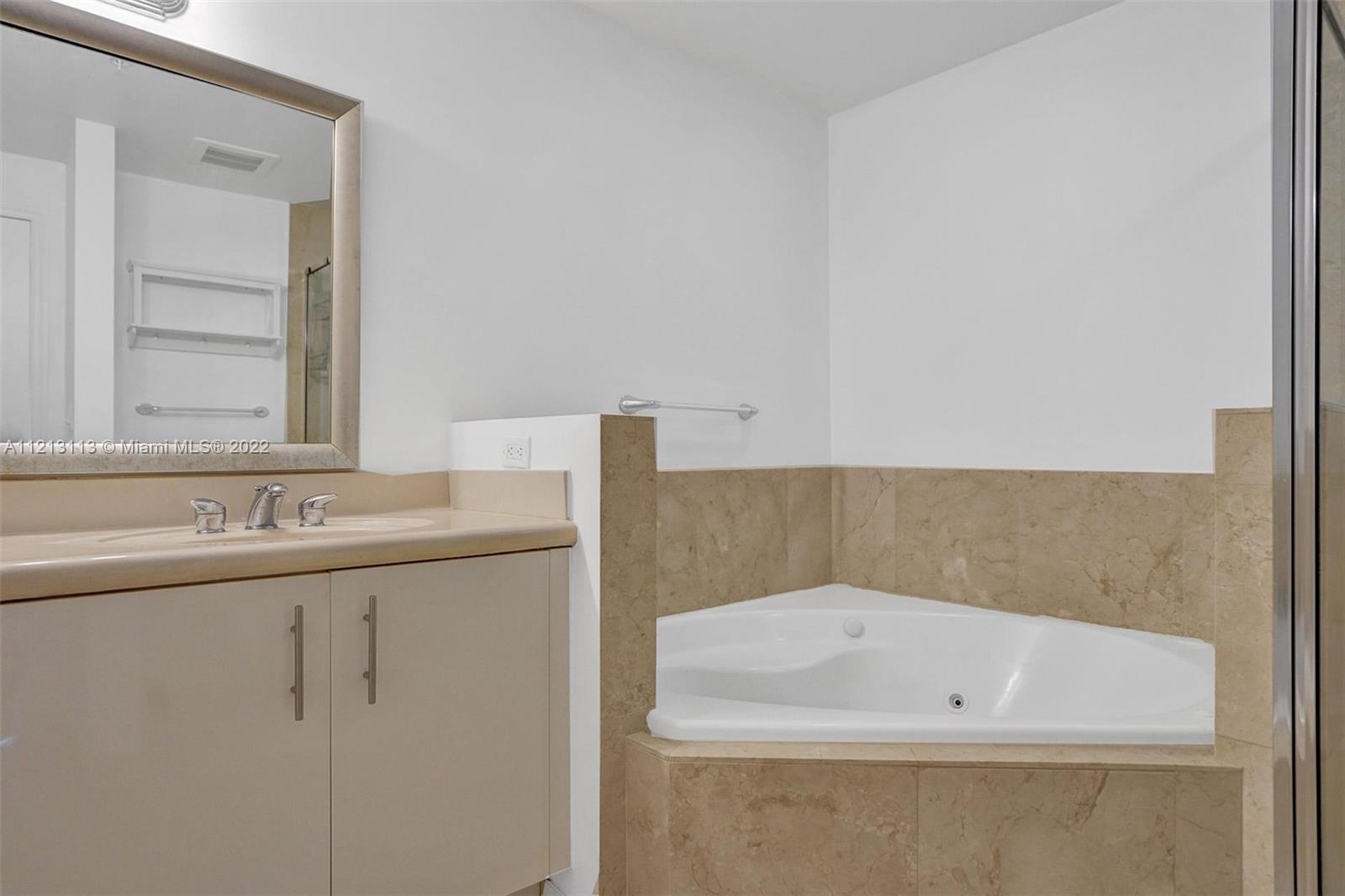 360 CONDO C - Residential