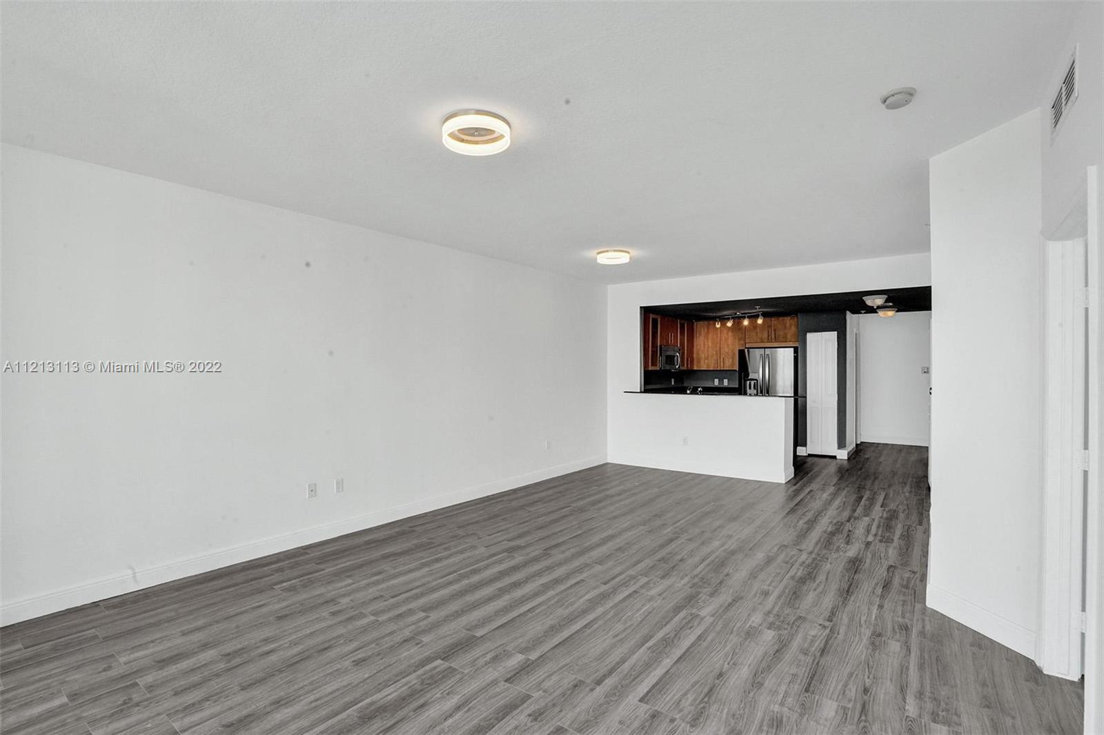 360 CONDO C - Residential