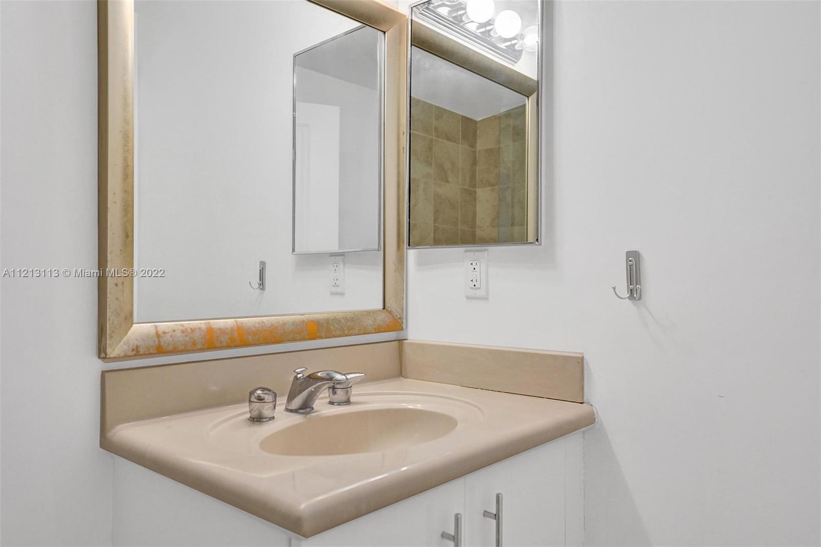 360 CONDO C - Residential