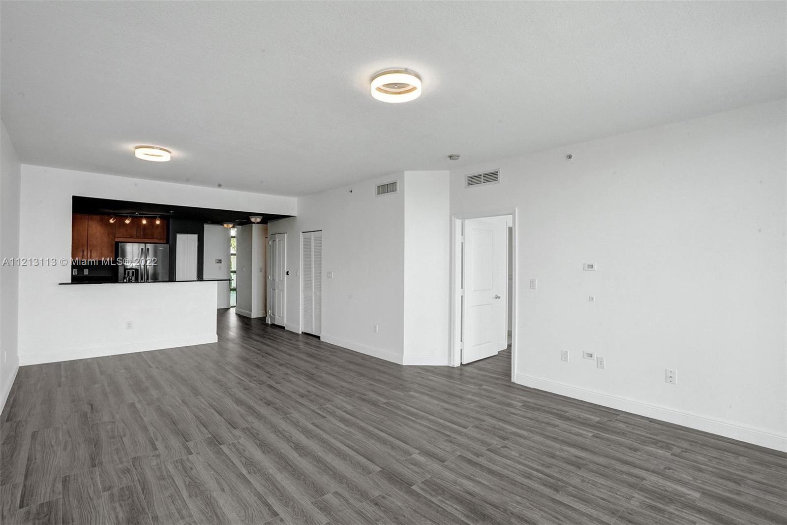 360 CONDO C - Residential