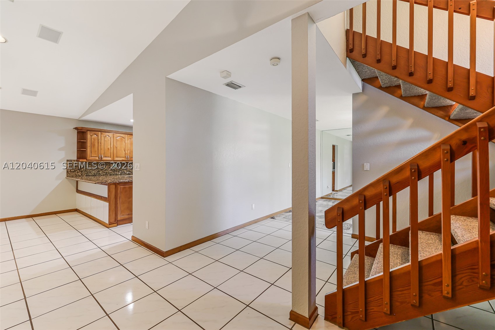 KINGS GROVE - Residential