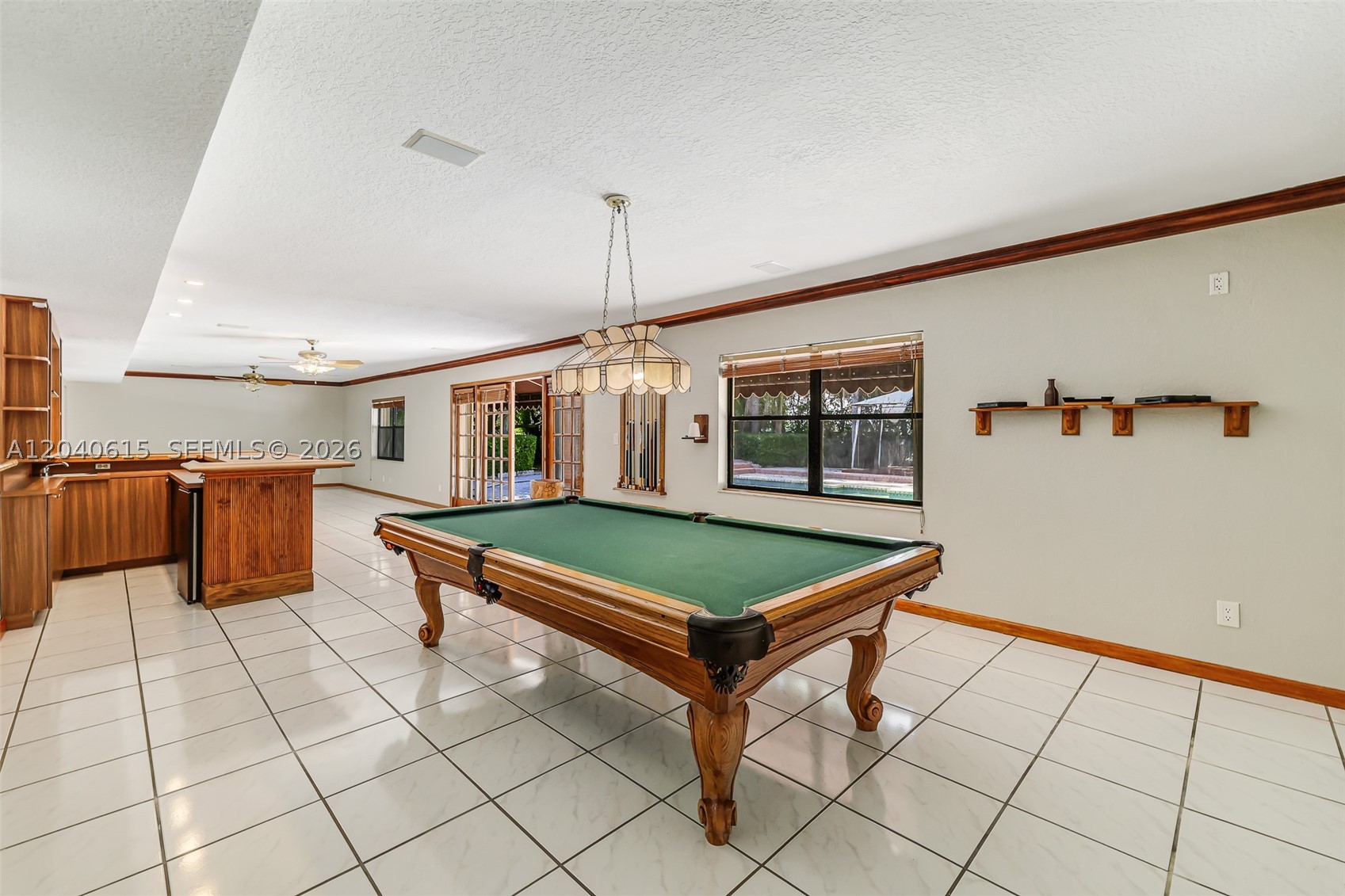 KINGS GROVE - Residential
