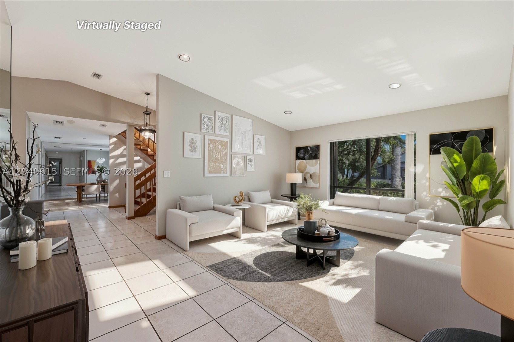 KINGS GROVE - Residential