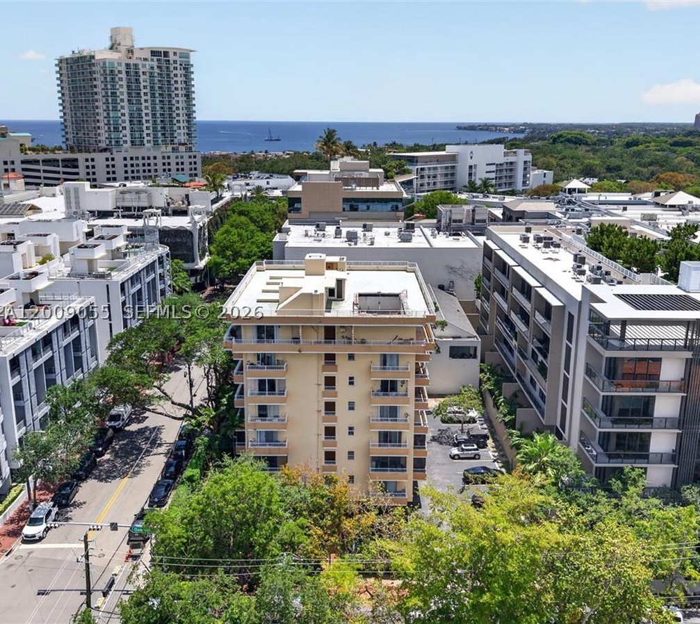 VIRGINIA OAKS CONDO - Residential