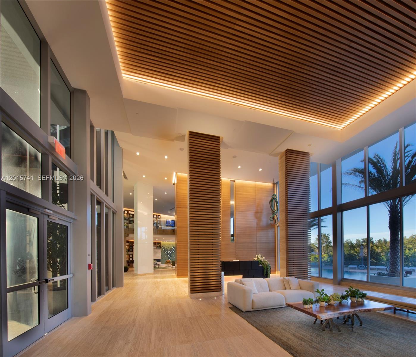 THE HARBOUR SOUTH CONDO - Residential