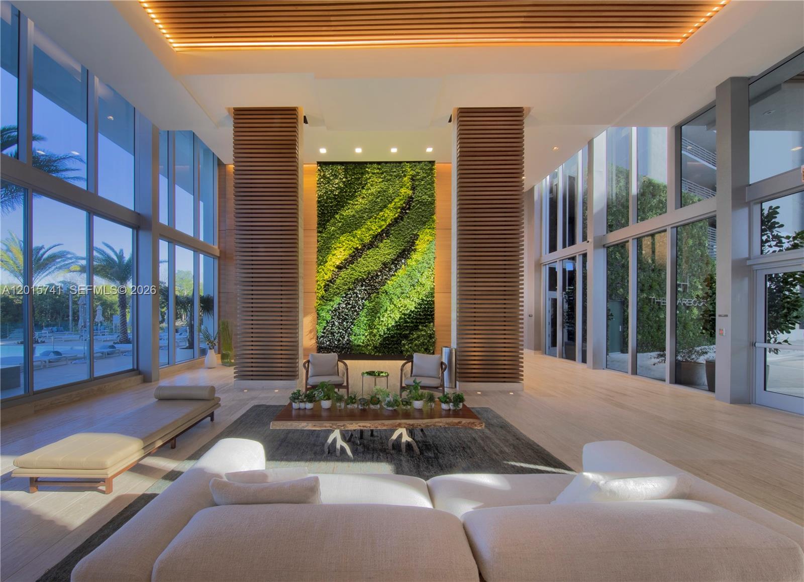 THE HARBOUR SOUTH CONDO - Residential