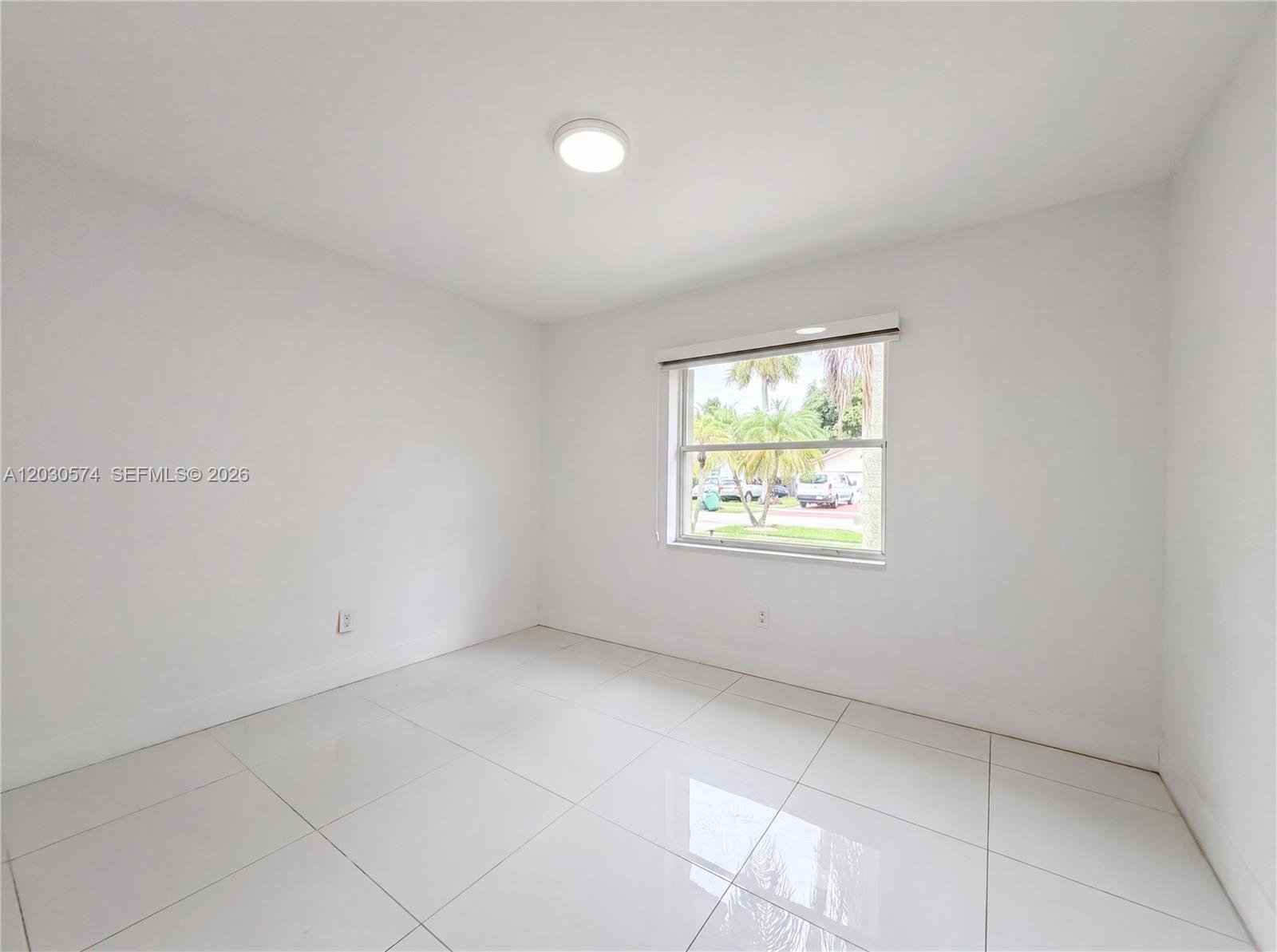 LIMEWOOD GROVE - Residential