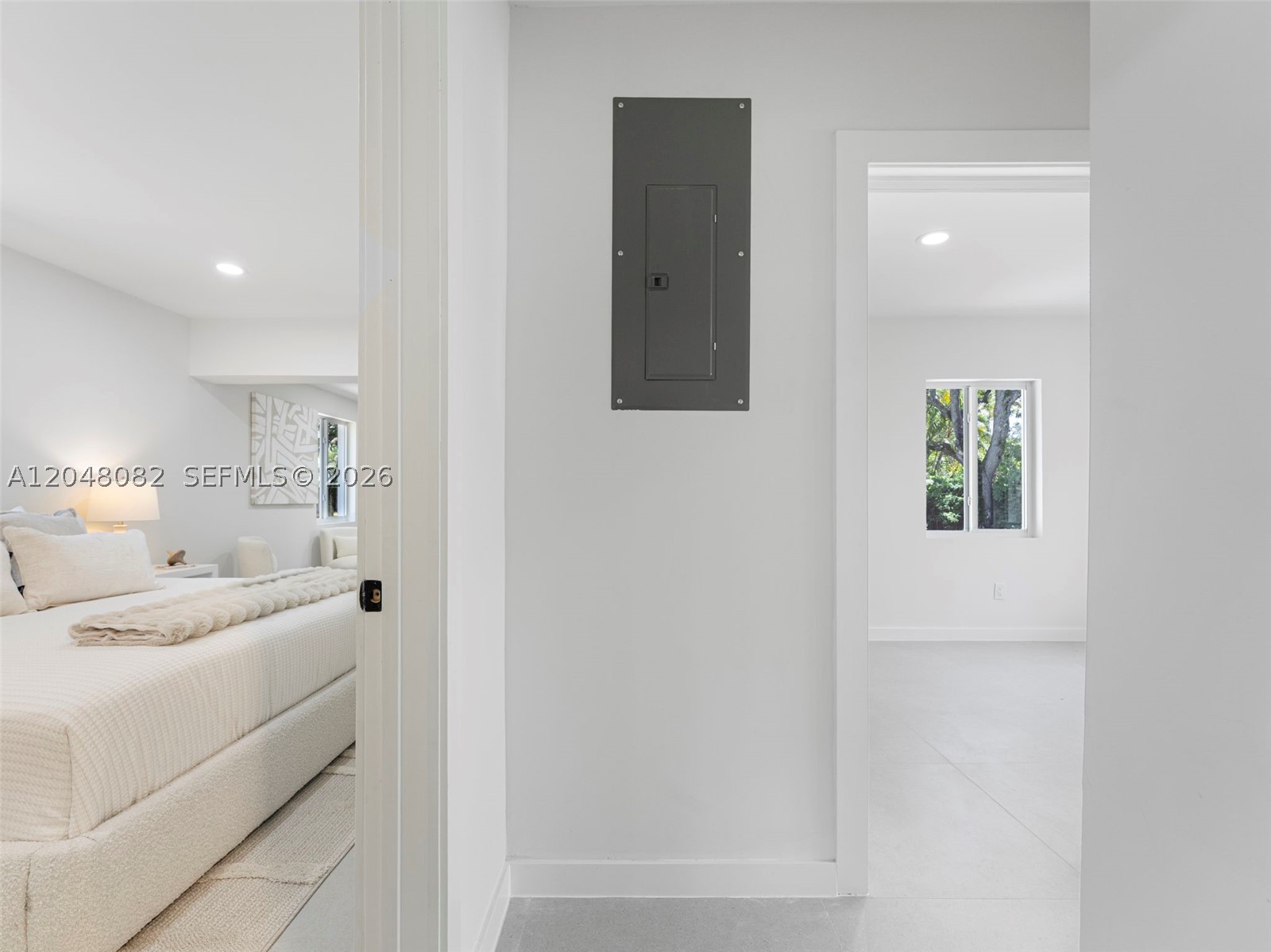 BANYAN GROVE - Residential