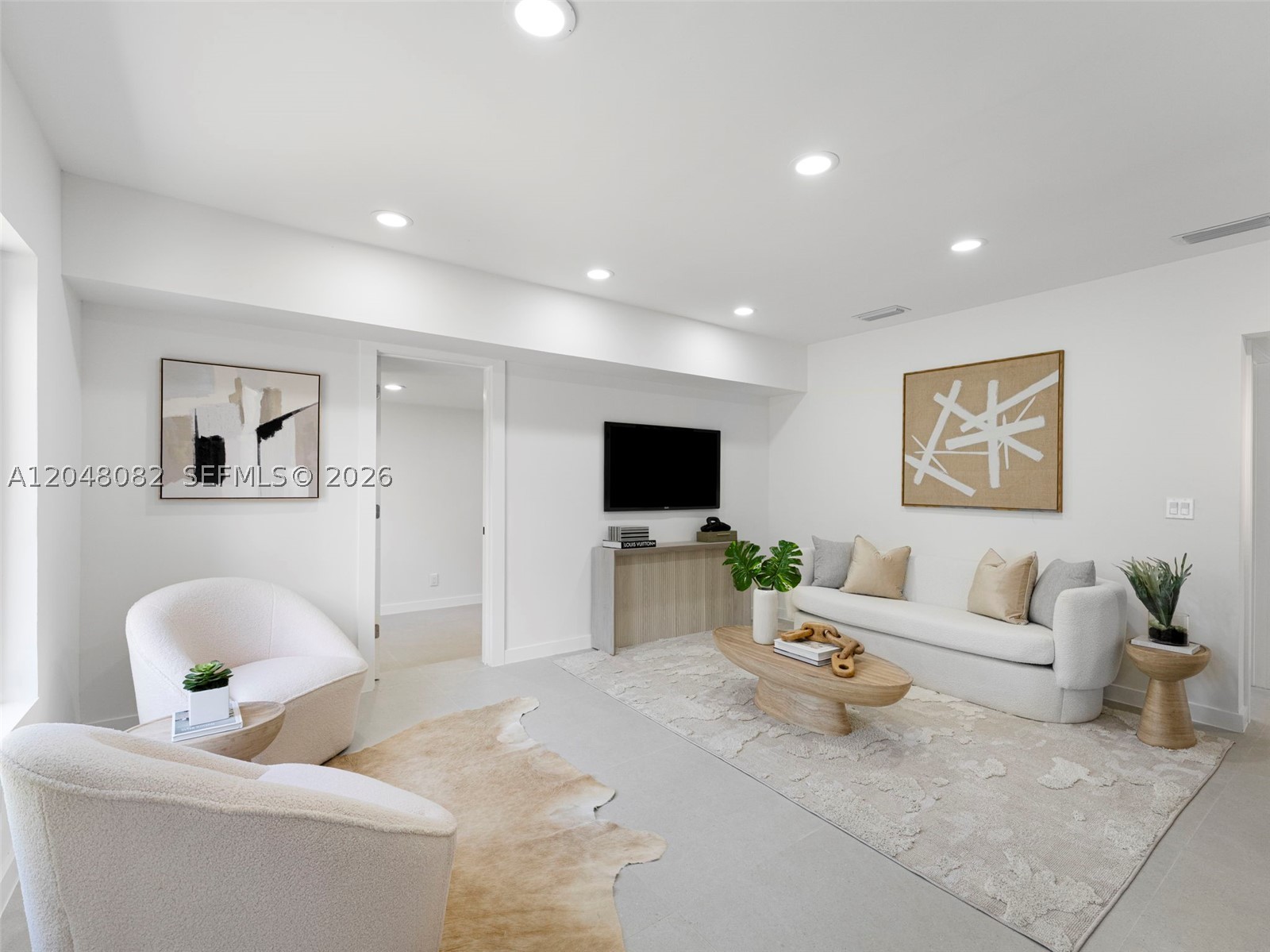 BANYAN GROVE - Residential