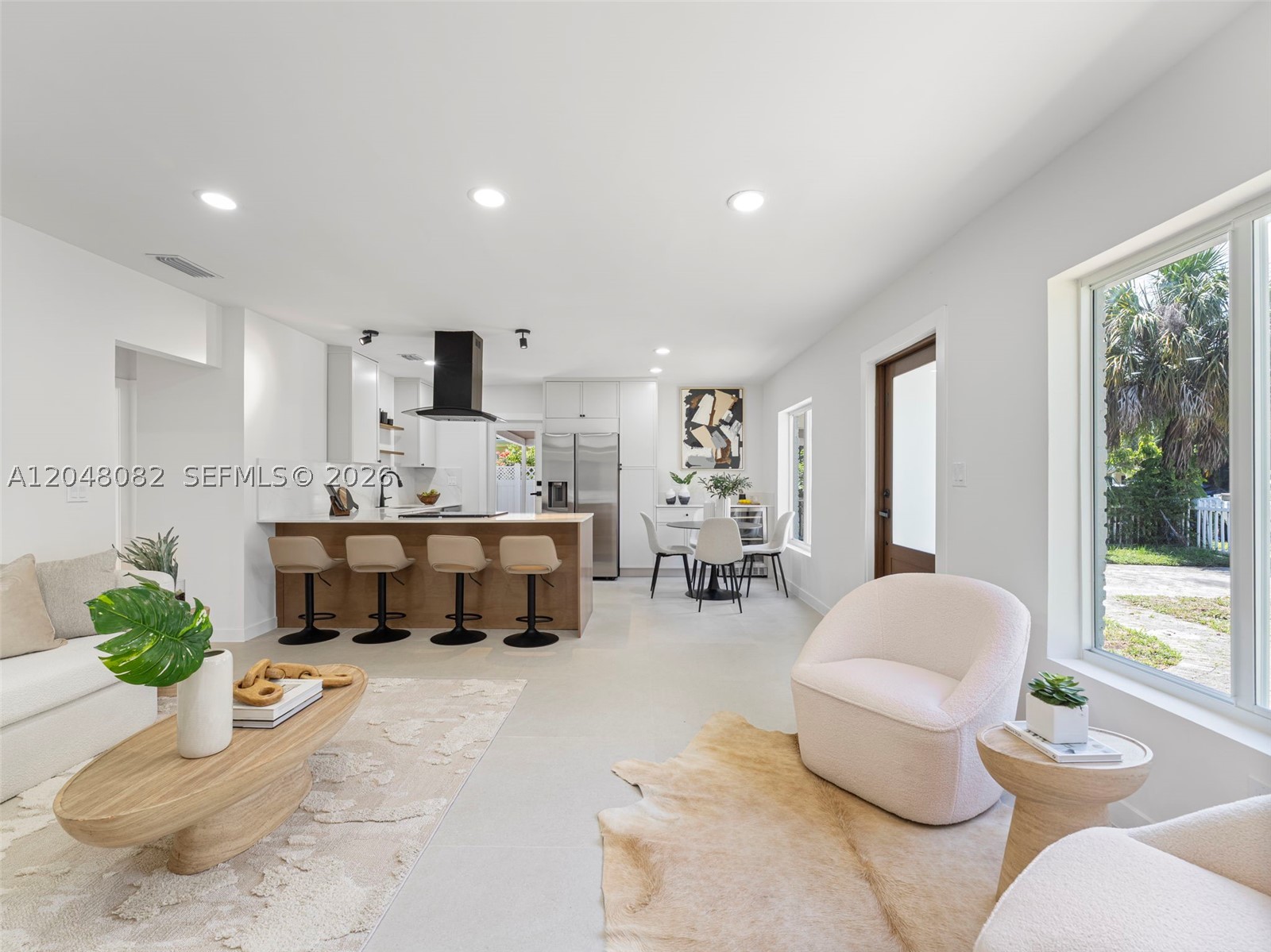 BANYAN GROVE - Residential