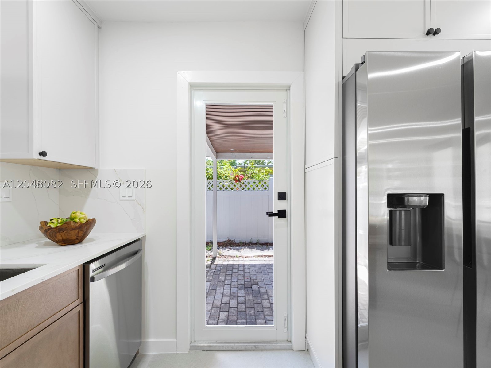 BANYAN GROVE - Residential
