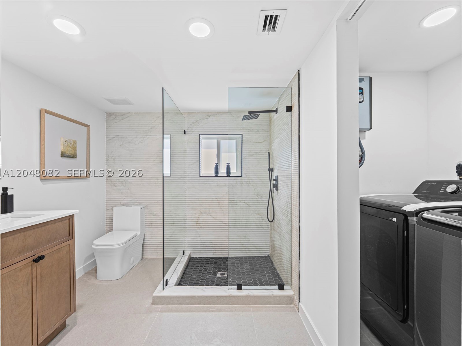 BANYAN GROVE - Residential