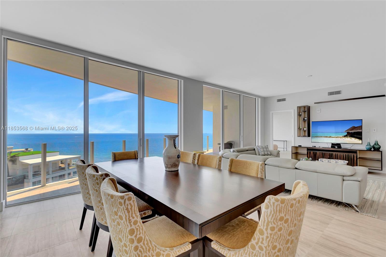 Four Seasons - Residential