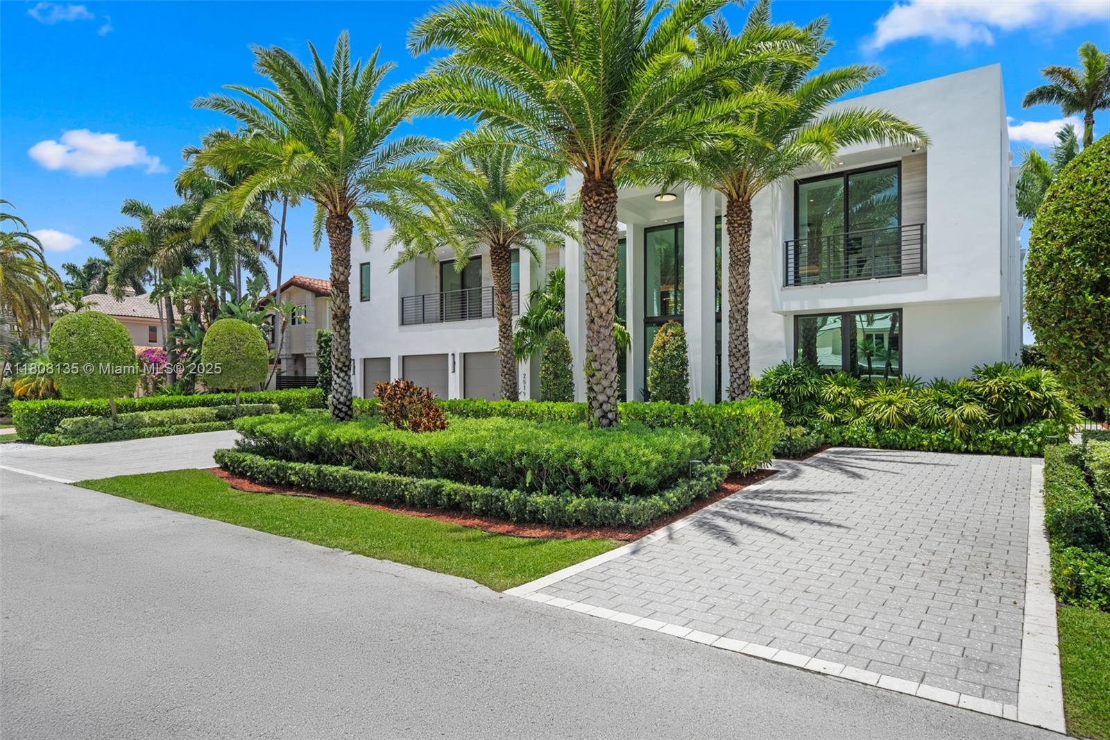 LUCILLE ISLAND - Residential
