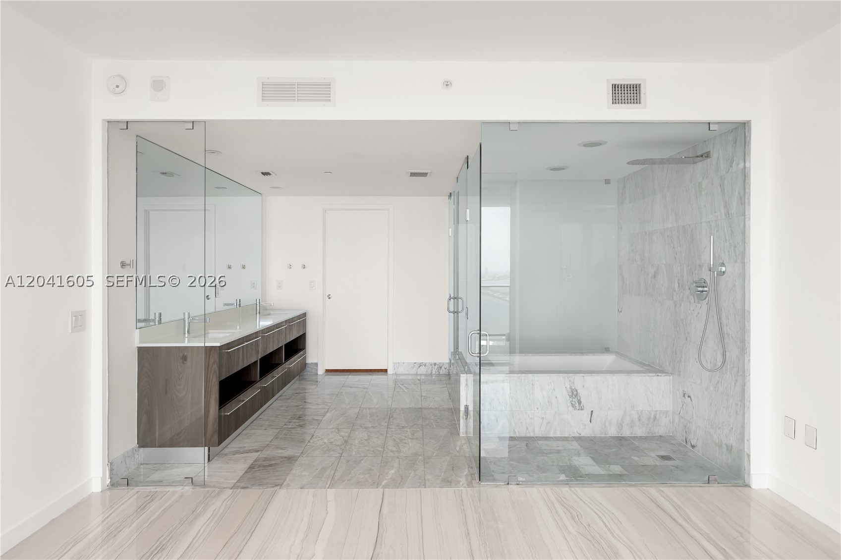 ONE PARAISO CONDO - Residential Lease
