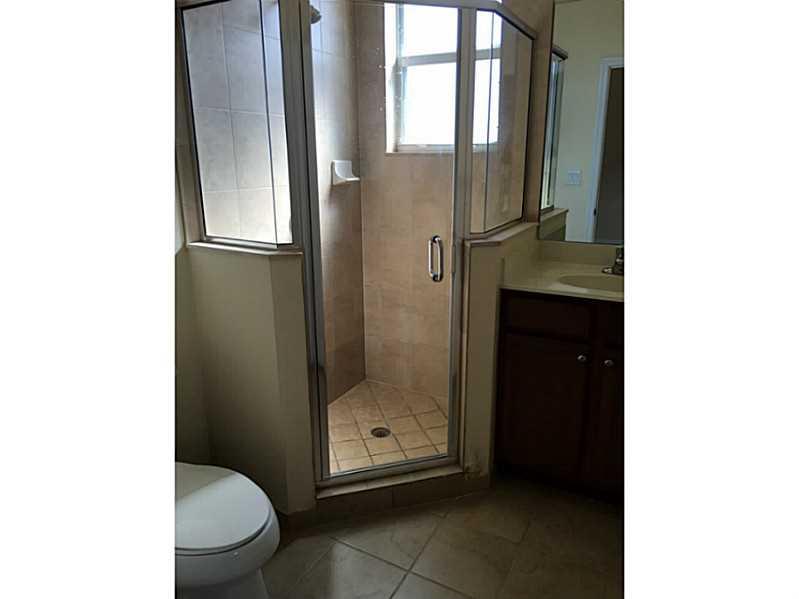 KENDALL SQUARE - Residential Lease