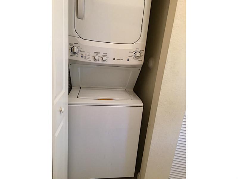 KENDALL SQUARE - Residential Lease