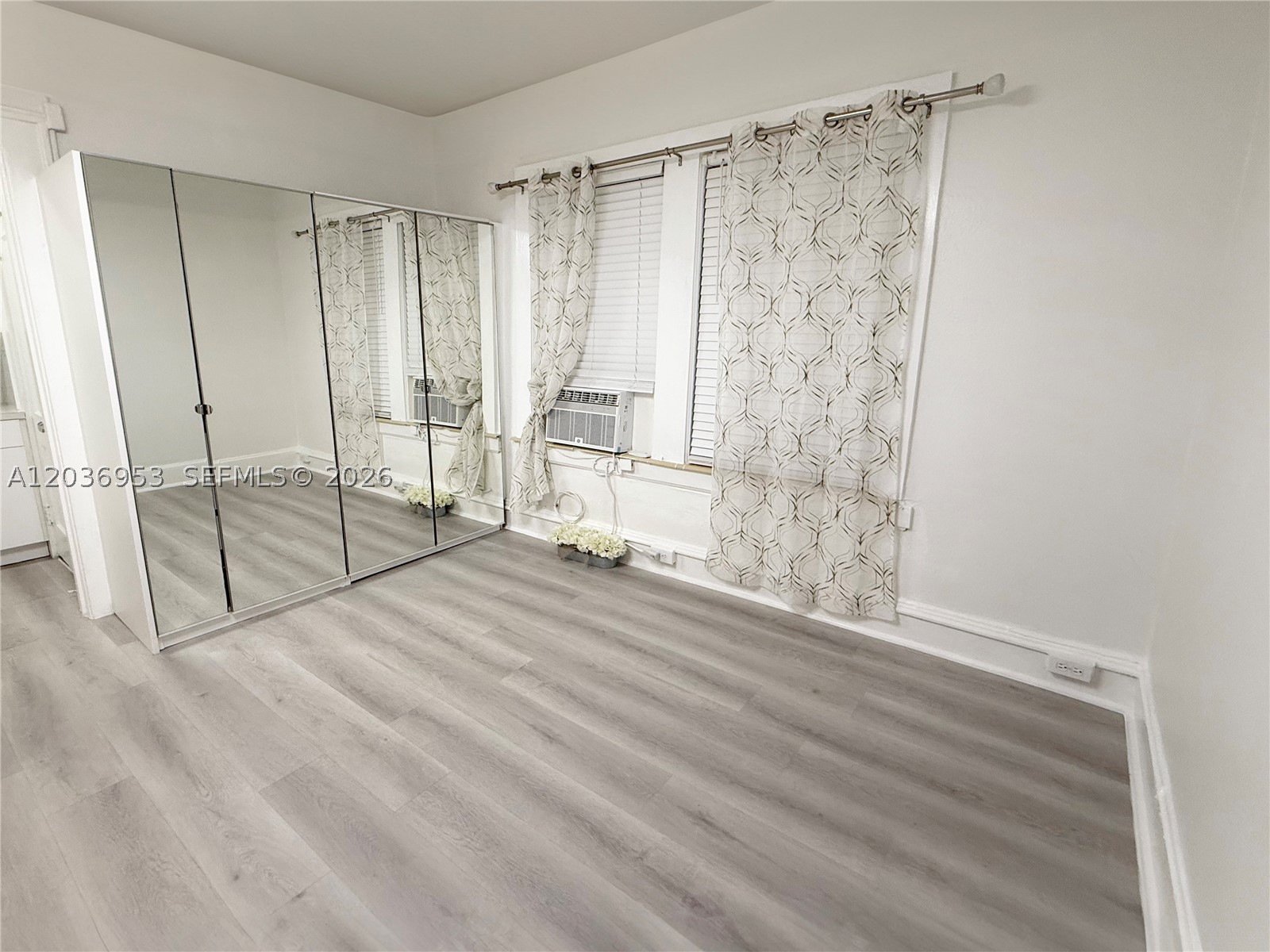 MENDOZA CONDO - Residential Lease