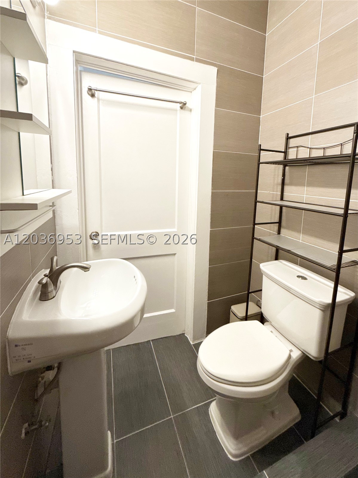 MENDOZA CONDO - Residential Lease