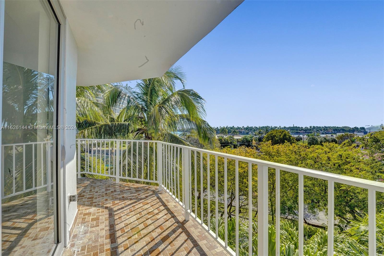 STANTON HOUSE CONDO - Residential
