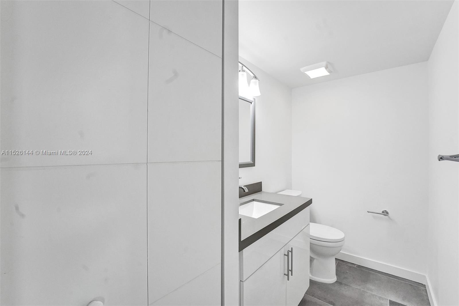 STANTON HOUSE CONDO - Residential