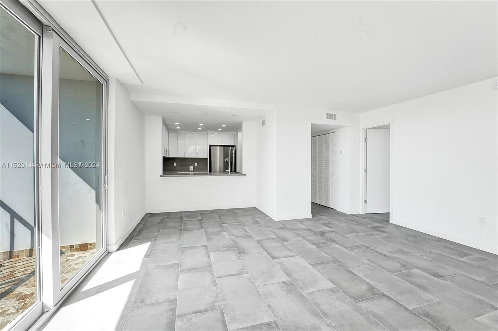 STANTON HOUSE CONDO - Residential