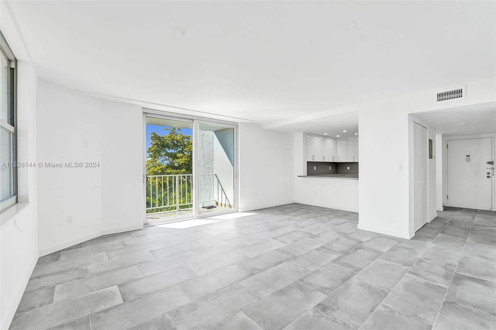 STANTON HOUSE CONDO - Residential
