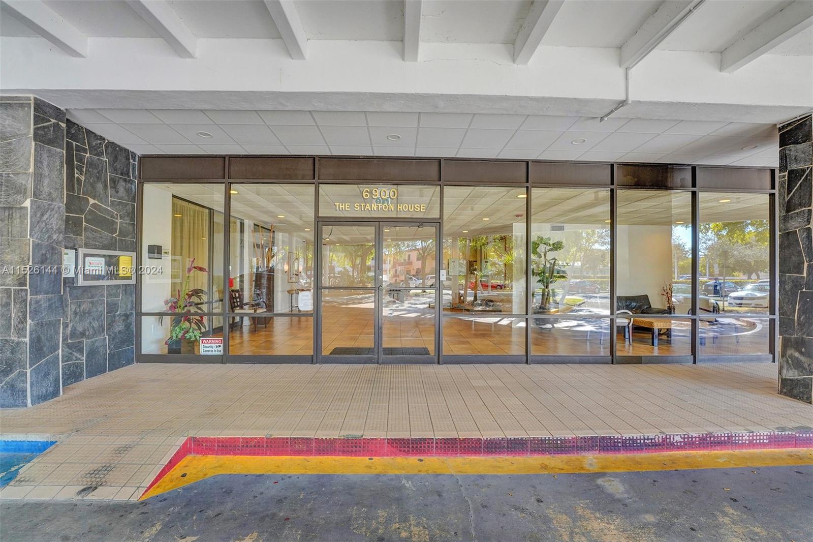 STANTON HOUSE CONDO - Residential