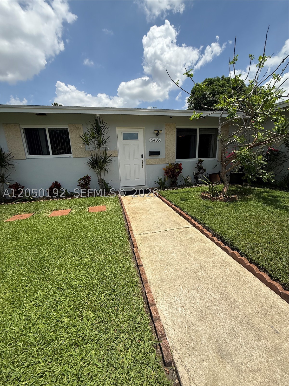 Private room for rent in a clean, well-maintained shared home located in desirable Lauderhill. This move-in-ready rental includes electricity, water, high-speed internet, and lawn maintenance. all included in the monthly rent for added convenience.
Admin Fee- Based on credit. 
Credit Friendly- Low score doesn't mean denial 
Residents enjoy access to the home's shared living spaces, kitchen, laundry area, and a spacious backyard featuring mature fruit trees, providing a peaceful outdoor setting to relax and unwind.

Conveniently situated near shopping, restaurants, parks, public transportation, schools, and major highways, making commuting throughout Broward County easy. This is an excellent opportunity for anyone seeking an affordable, all-inclusive living arrangement in a centrally located neighborhood.

Available for immediate occupancy. Contact the listing agent for additional details, availability, and showing instructions.