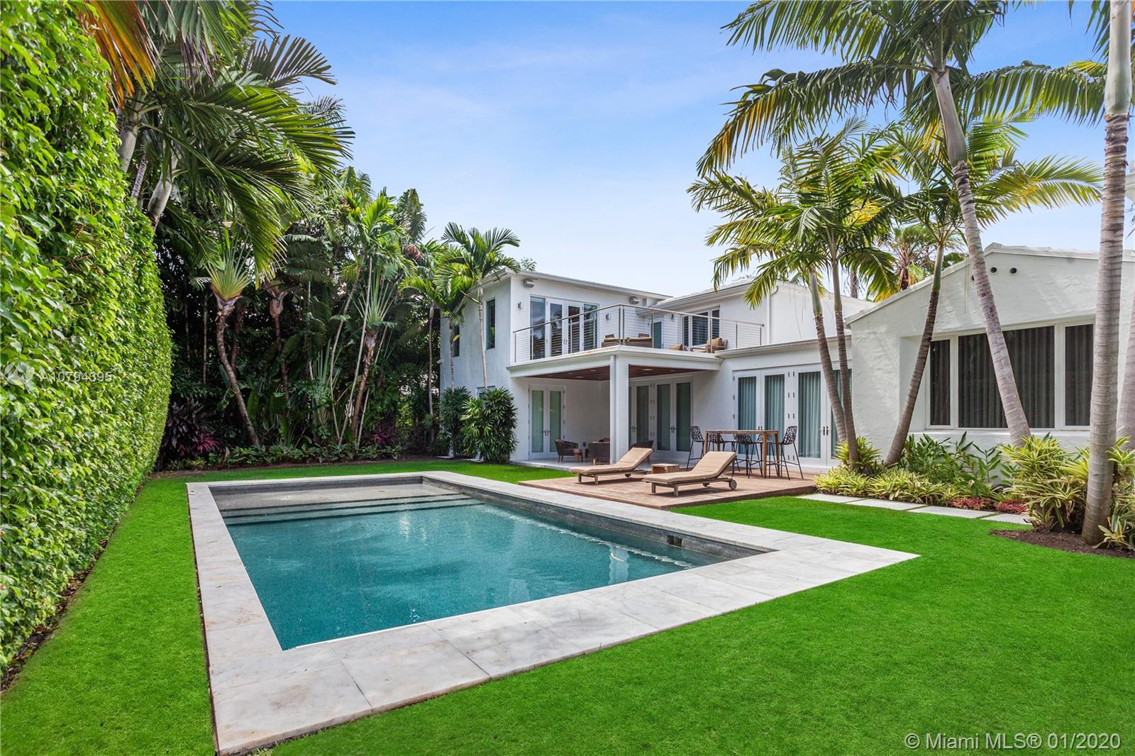 LA GORCE GOLF SUB - Residential