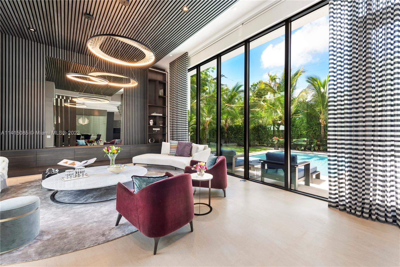 UNIVERSITY ESTATES - Residential