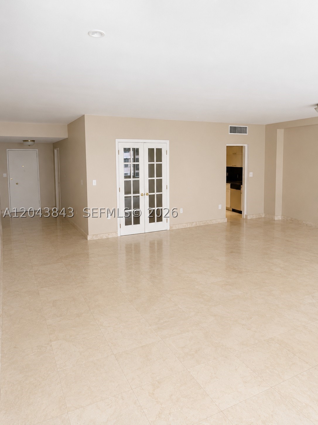 IMPERIAL HOUSE CONDO - Residential Lease